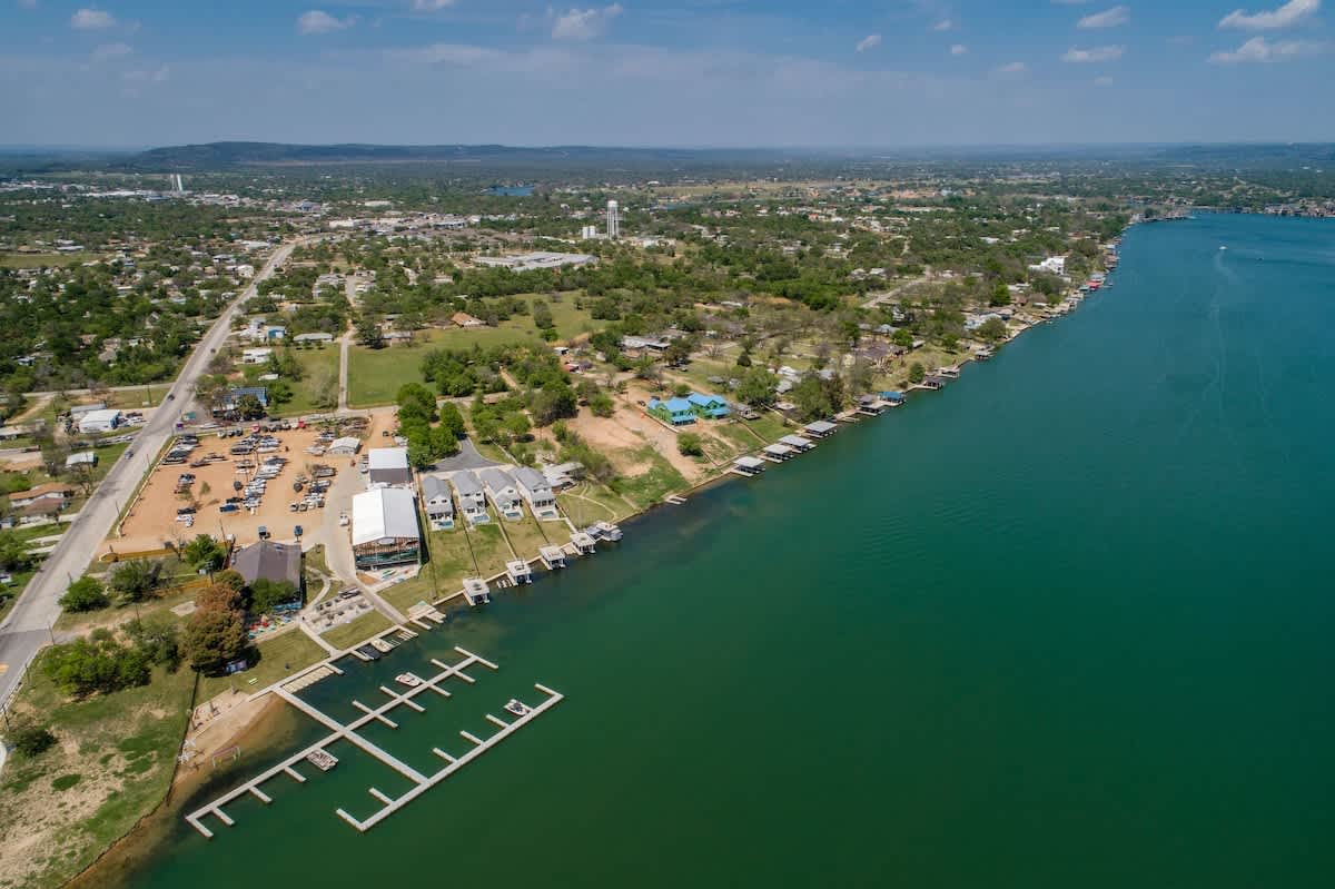 Lake LBJ Waterfront - Pool, Hot Tub, Dock #45