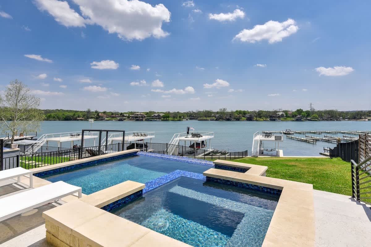Lake LBJ Waterfront - Pool, Hot Tub, Dock #38