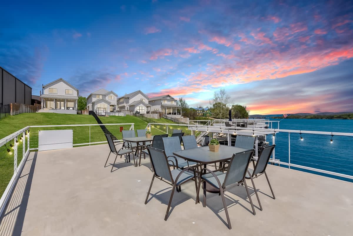 Lake LBJ Waterfront - Pool, Hot Tub, Dock #5