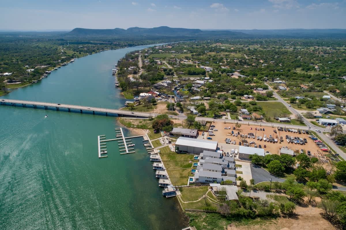 Lake LBJ Waterfront - Pool, Hot Tub, Dock #43