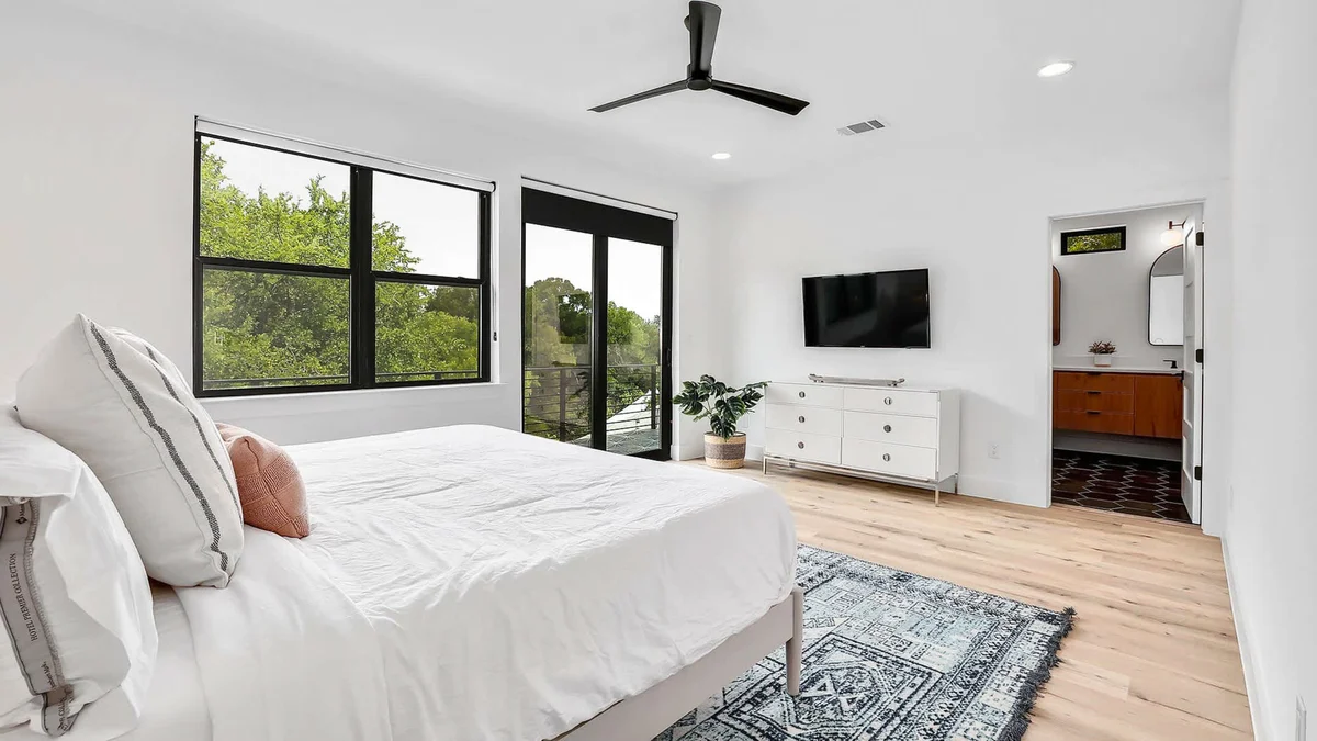 Pool + Mural Patio | South Austin Retreat #20