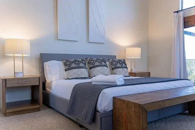 Bedroom 3 image 1