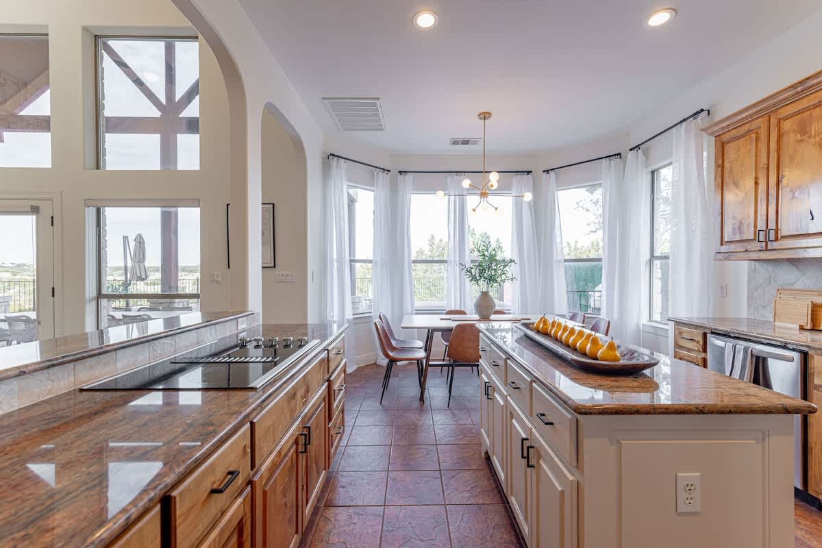 Sleeps 20 | Pool, Game Room, Luxury Estate #31