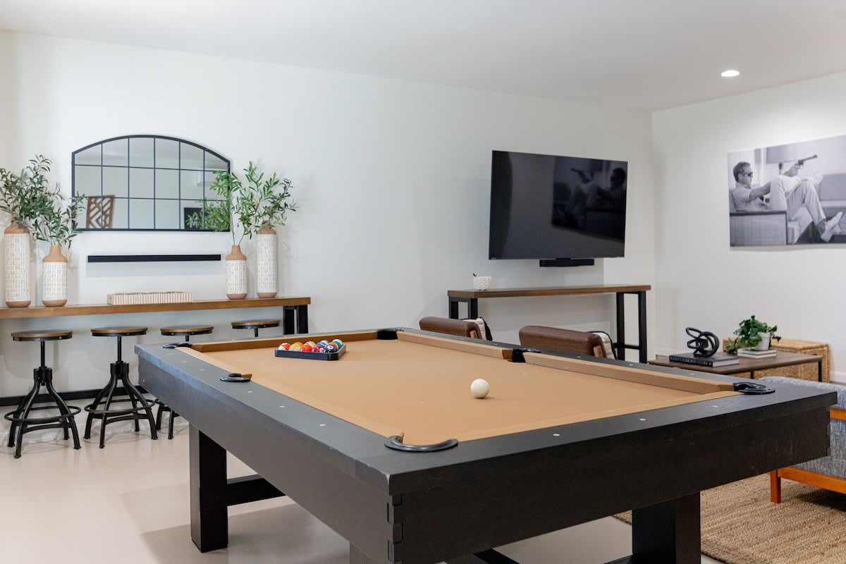 Sleeps 20 | Pool, Game Room, Luxury Estate #46