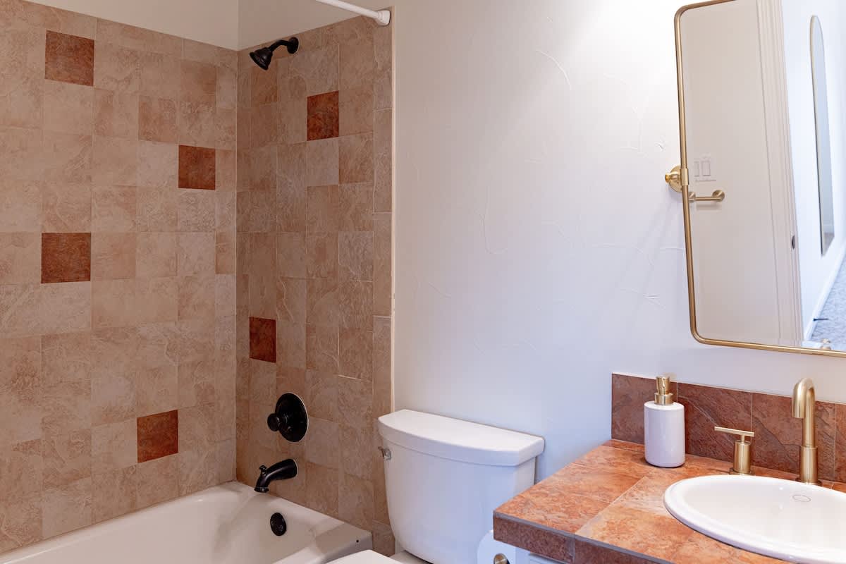 Sleeps 20 | Pool, Game Room, Luxury Estate #11