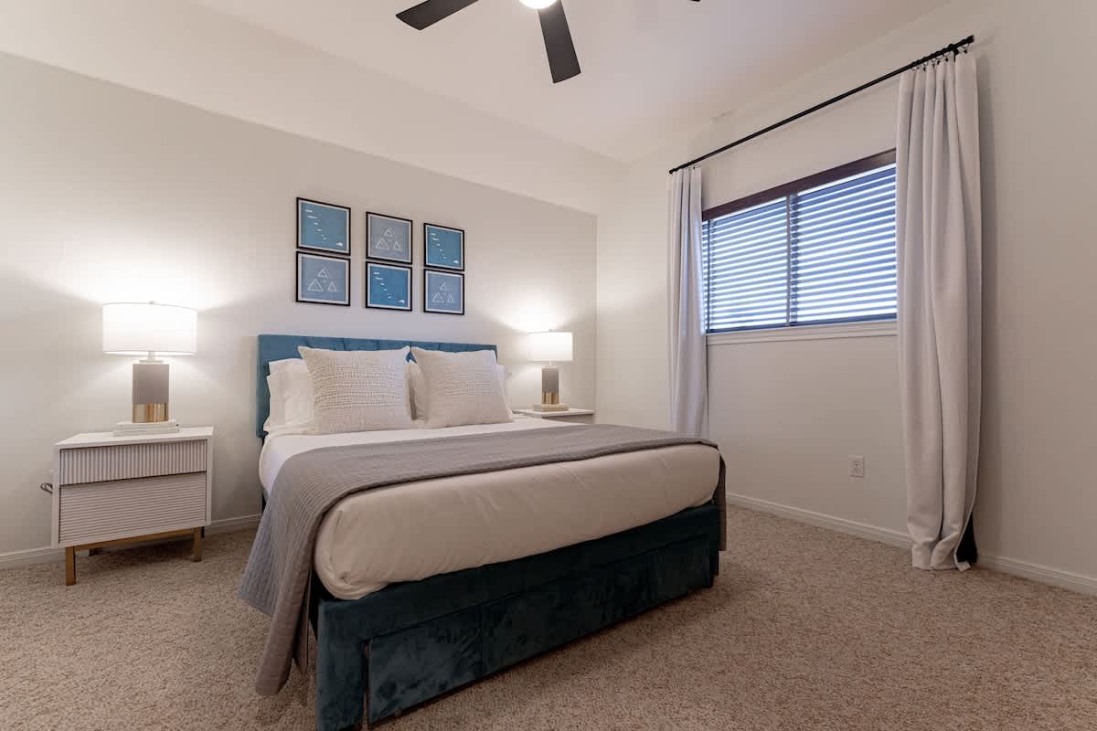 Sleeps 20 | Pool, Game Room, Luxury Estate #40