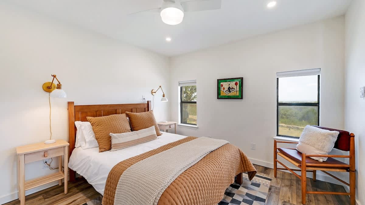 Pool, Hot Tub, Putting Green | 8 Acre Retreat #26