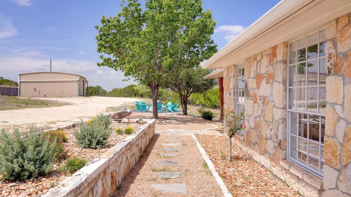 Pool, Hot Tub, Putting Green | 8 Acre Retreat #41