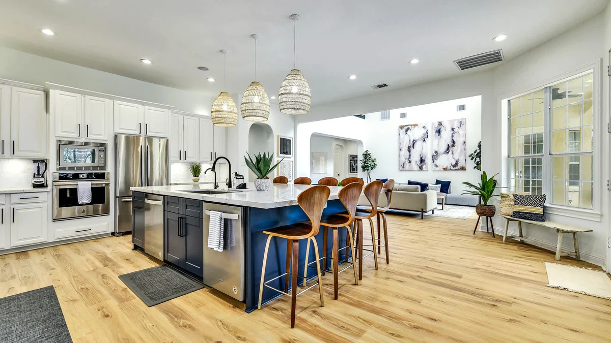 Sleeps 19 | Pool, Game Room | Lake Travis Estate #27
