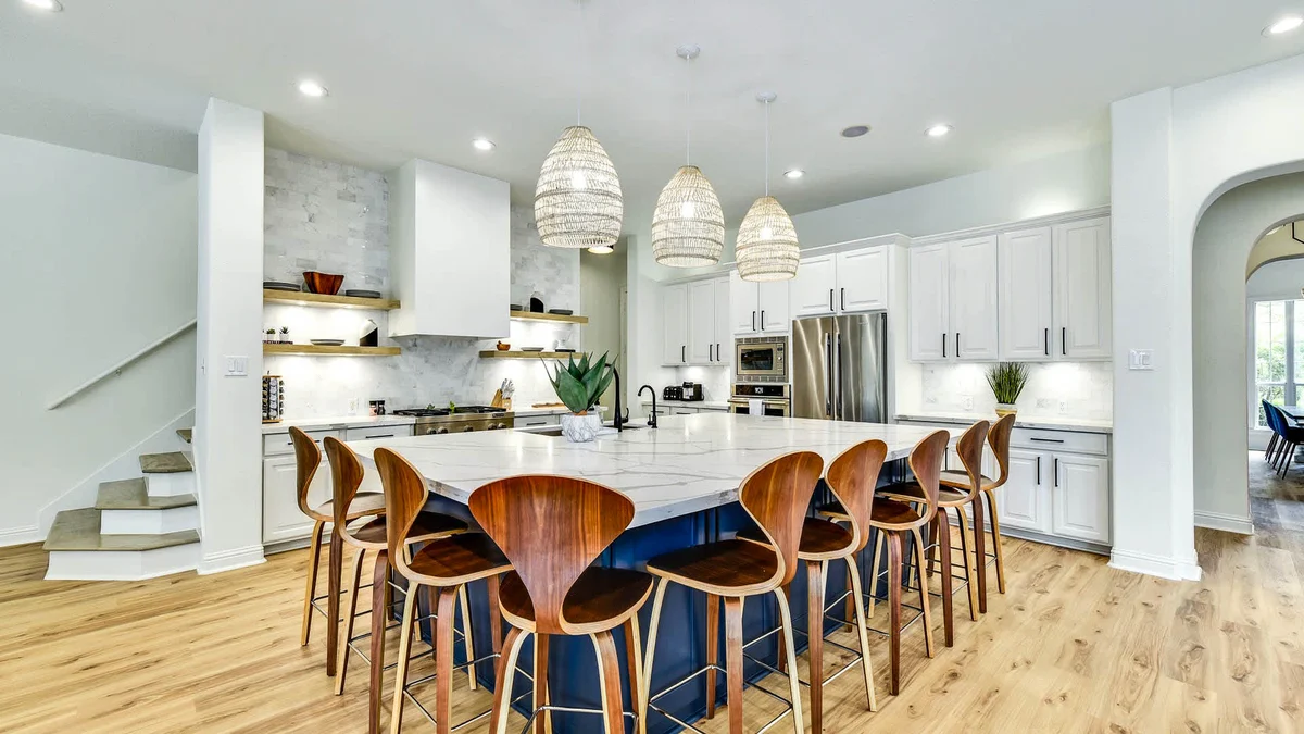 Sleeps 19 | Pool, Game Room | Lake Travis Estate #3