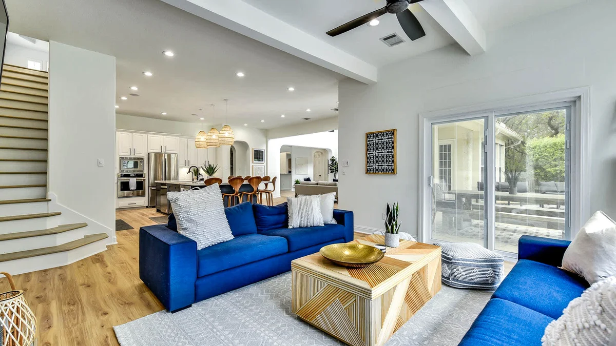 Sleeps 19 | Pool, Game Room | Lake Travis Estate #20