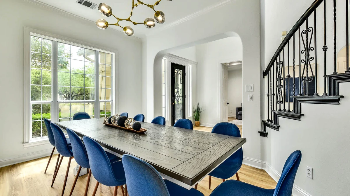 Sleeps 19 | Pool, Game Room | Lake Travis Estate #35