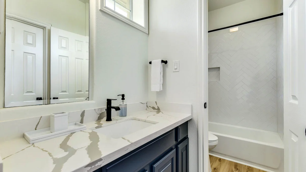 Sleeps 19 | Pool, Game Room | Lake Travis Estate #22