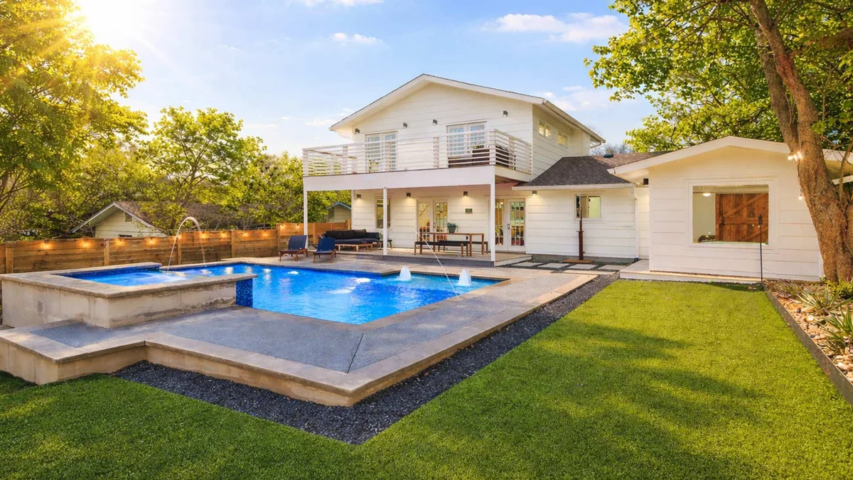 Bach Fave | Pool, Hot Tub, Grill, Mins to Downtown #25