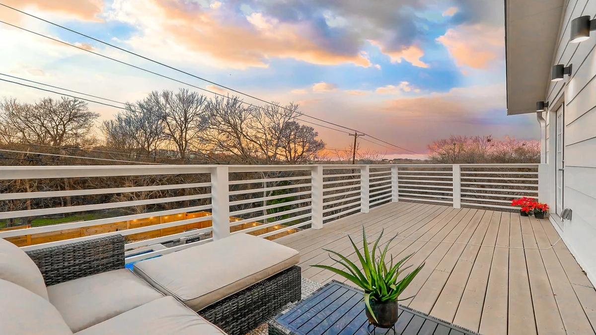 Bach Fave | Pool, Hot Tub, Grill, Mins to Downtown #26