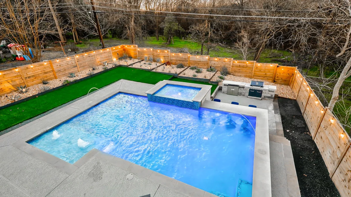 Bach Fave | Pool, Hot Tub, Grill, Mins to Downtown #44