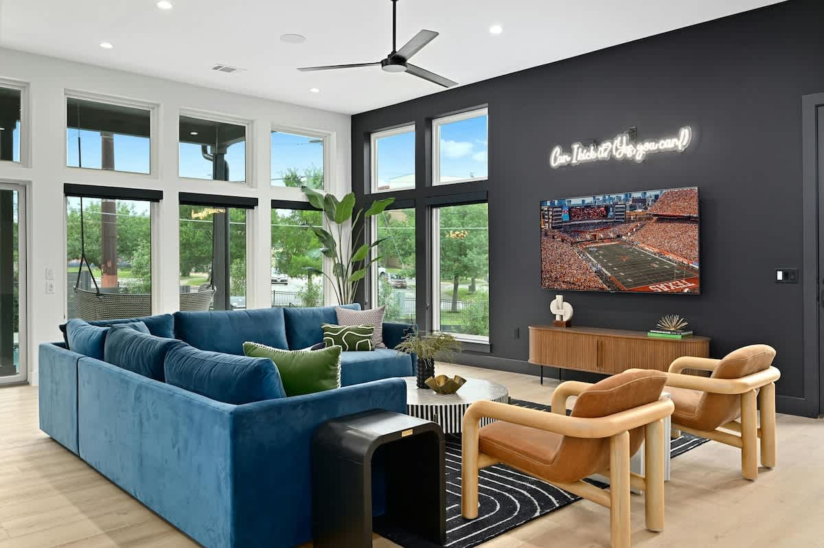 Pool, Lounge, Bar | East Austin Social Retreat #26