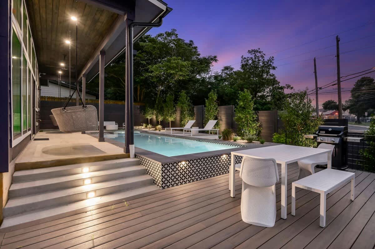 Pool, Lounge, Bar | East Austin Social Retreat #23