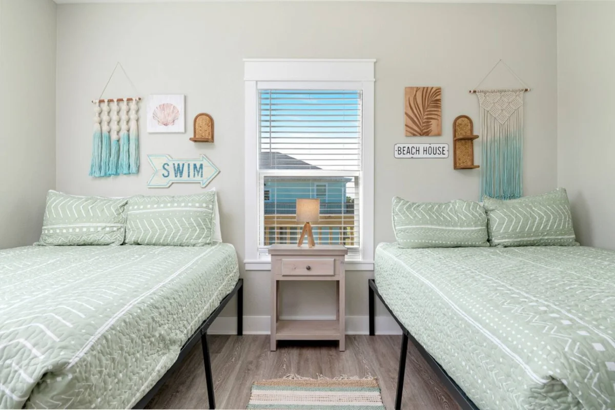 Home in Bolivar Peninsula property photo 4