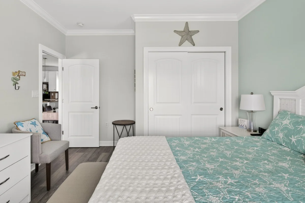 Bedroom 1 image 1