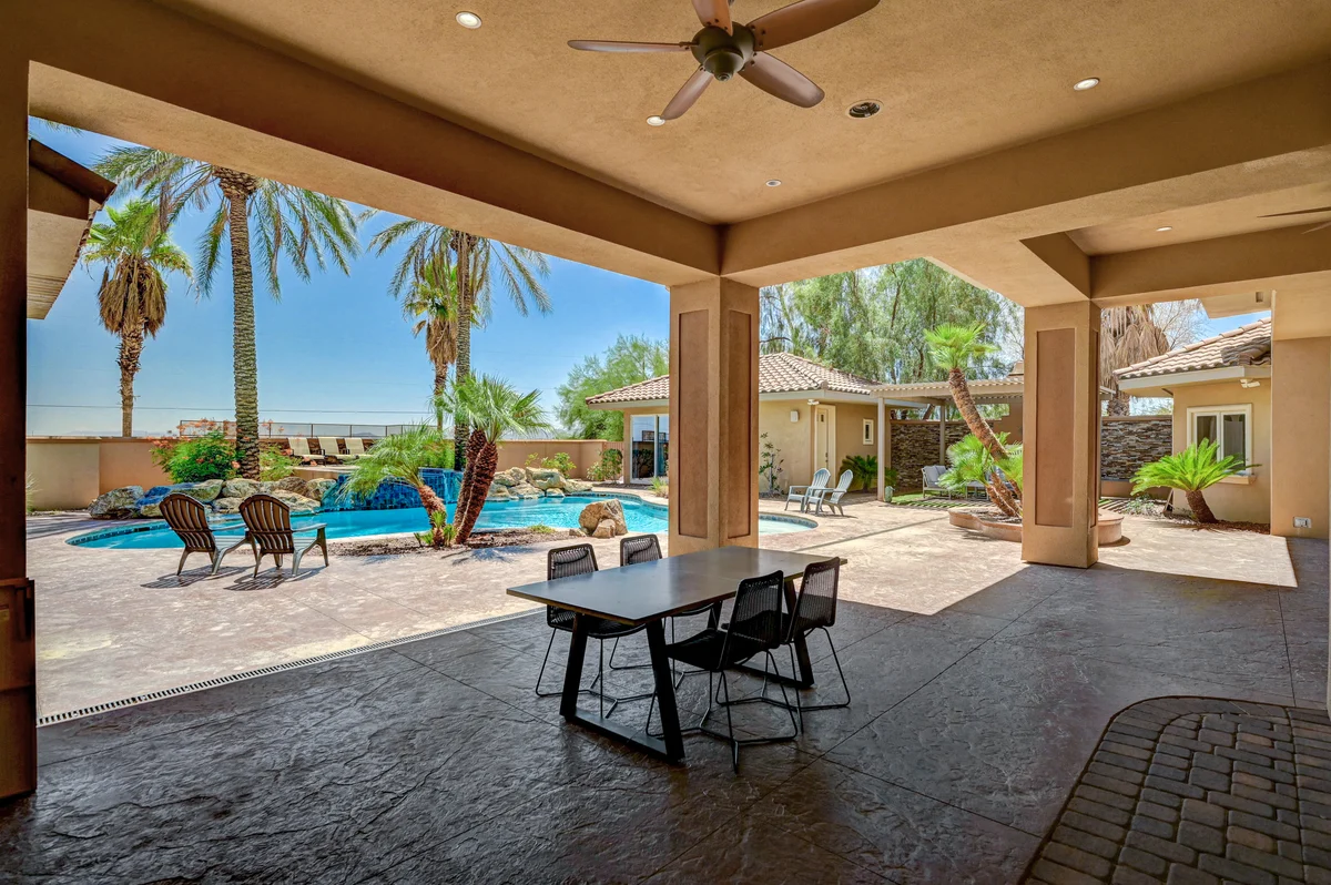 Home in Spring Valley property photo 4