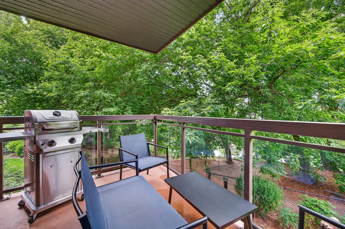 Home in Kelowna property photo 3