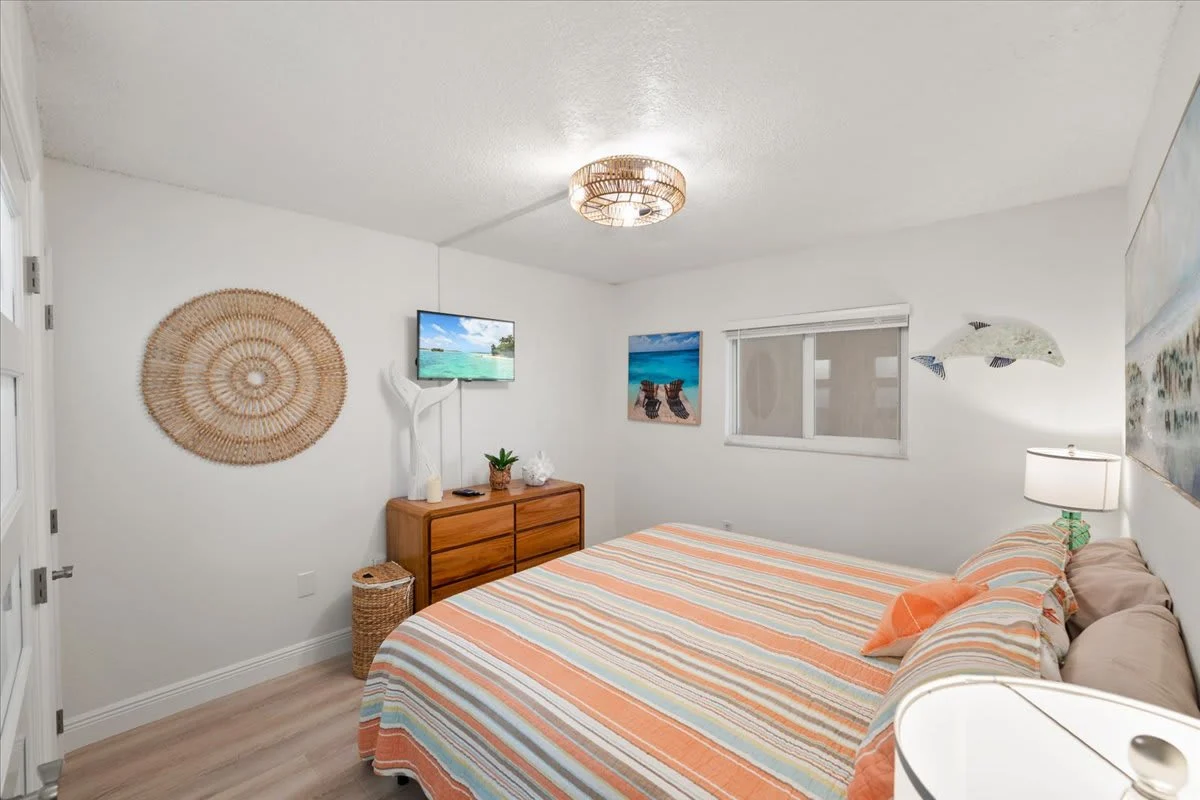 Bedroom 3 image 1