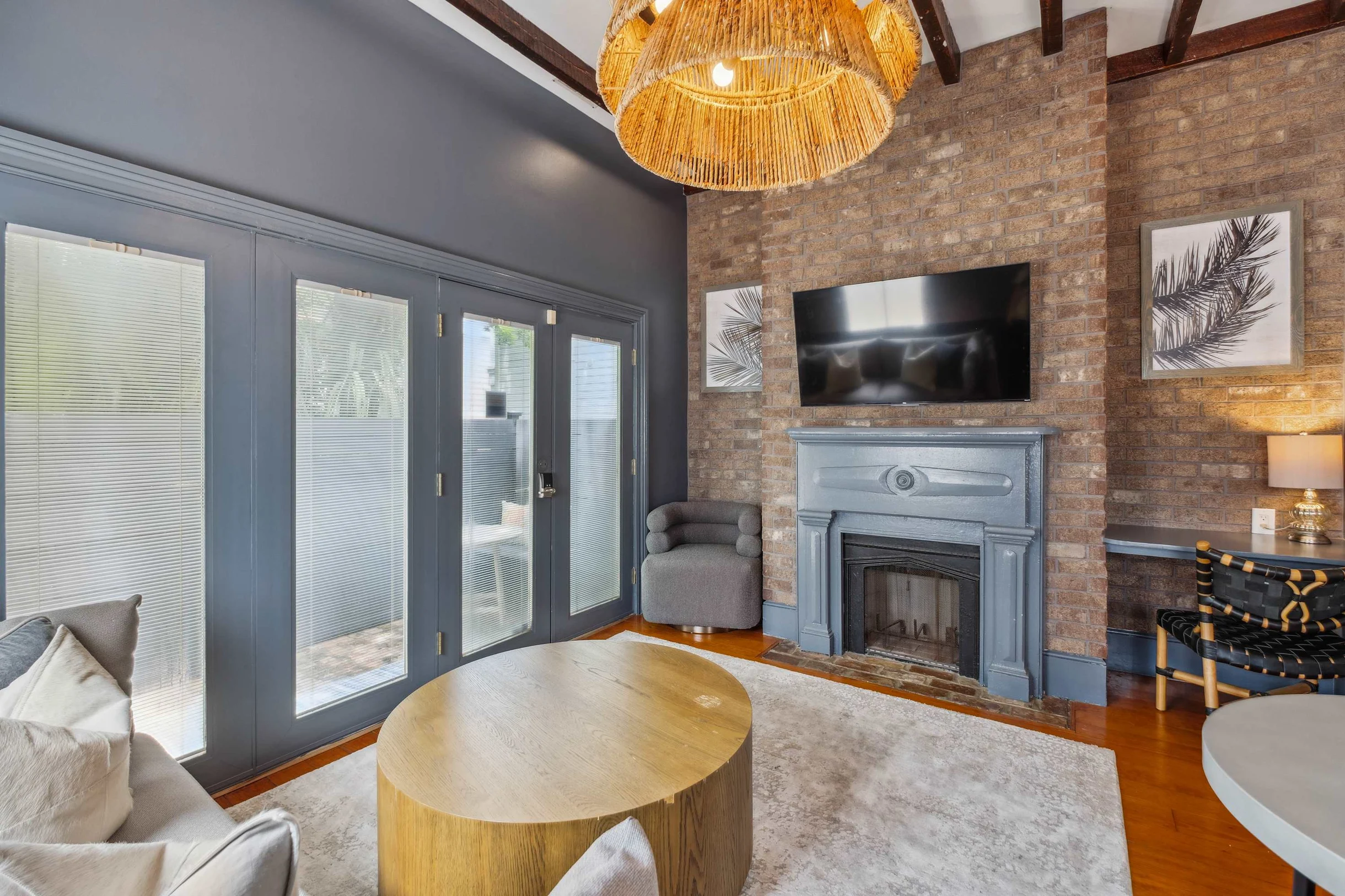 Apartment in Charleston property photo 2