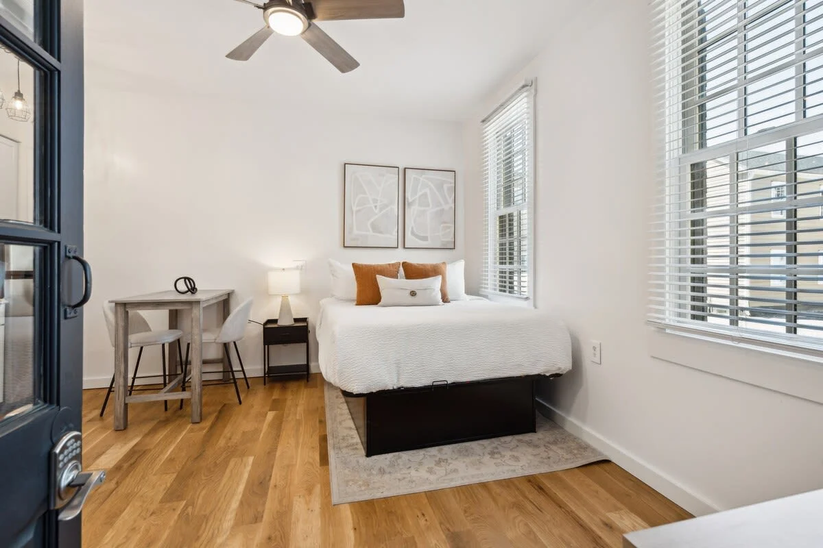 Apartment in Charleston property photo 2