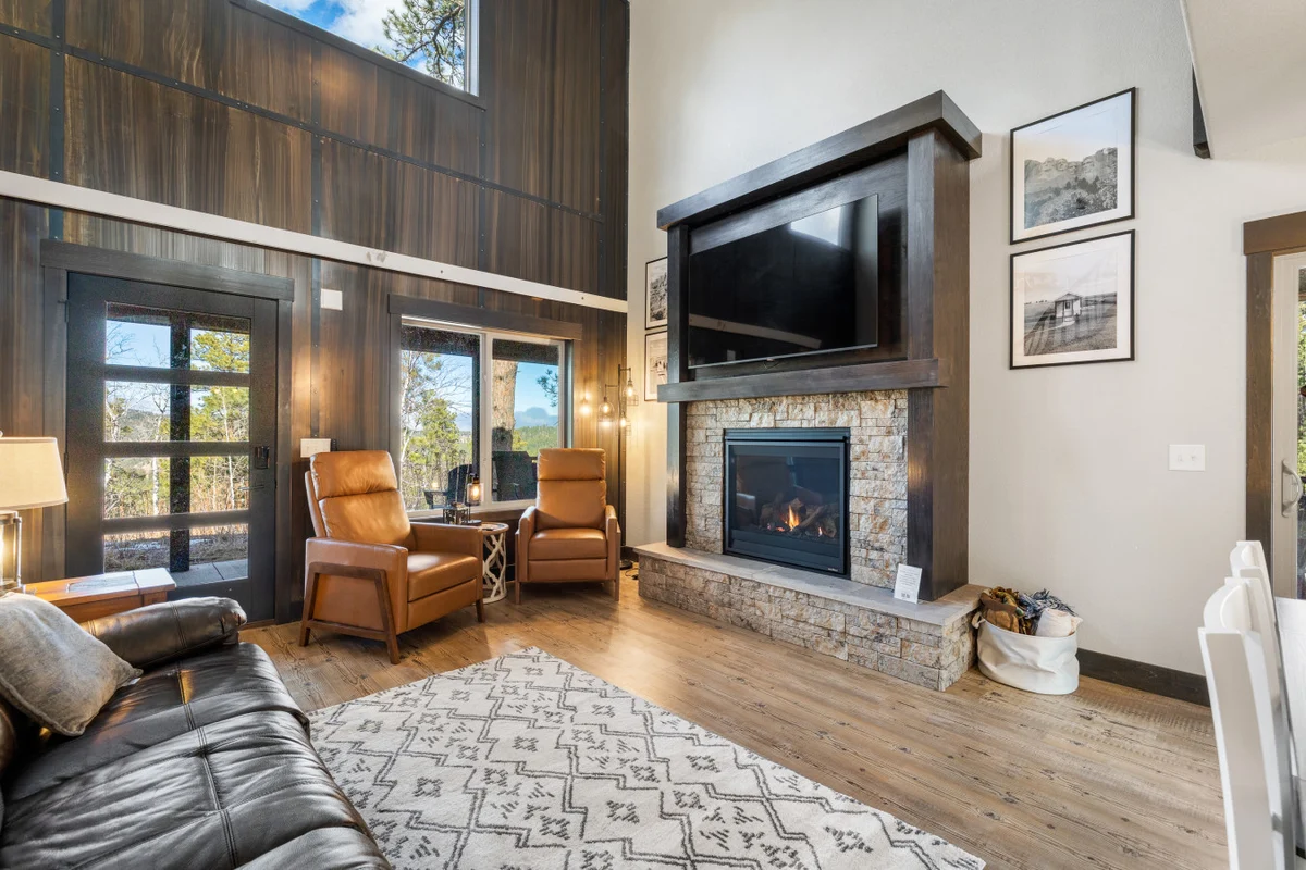 Home in Lead property photo 2