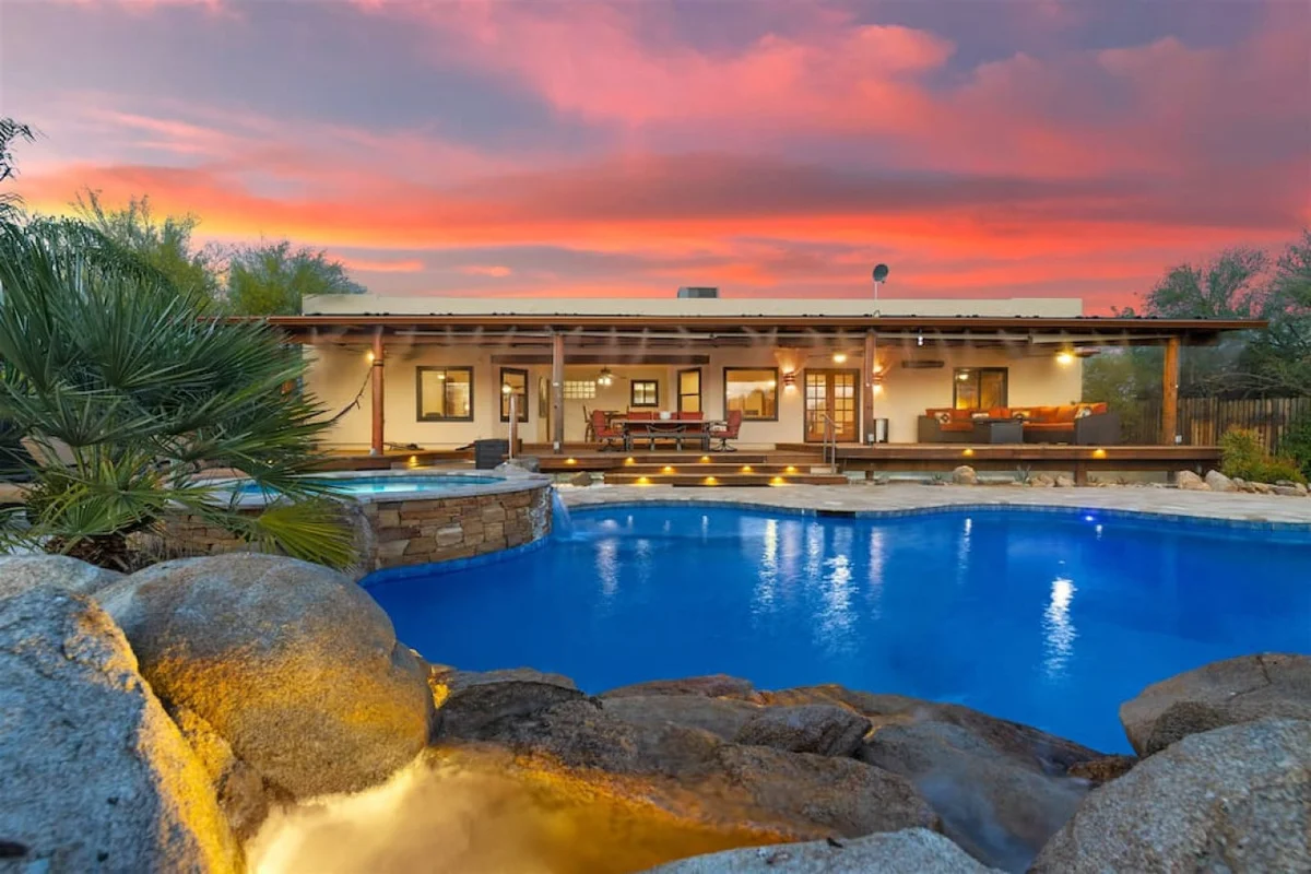 Home in Cave Creek property photo 2