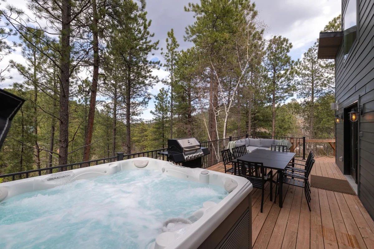 Home in Rapid City property photo 2