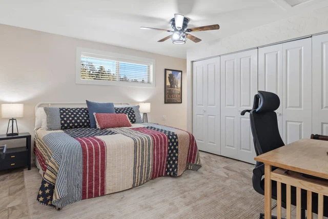 Bedroom 3 image 1