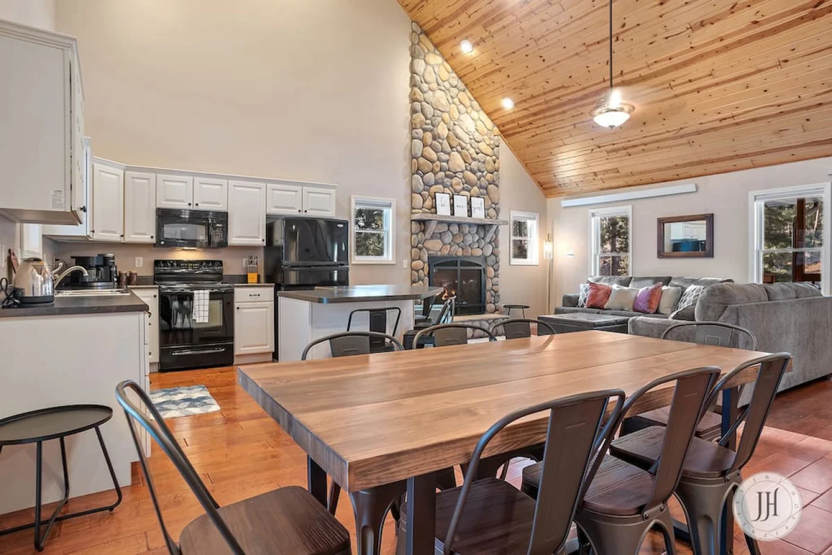 Home in Custer property photo 5