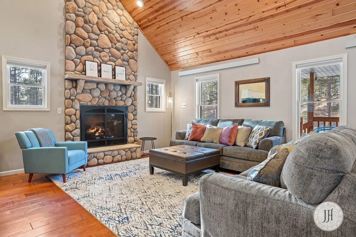 Home in Custer property photo 2