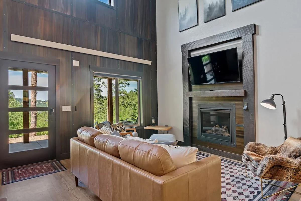 Home in Lead property photo 2