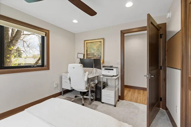 Bedroom 1 image 1