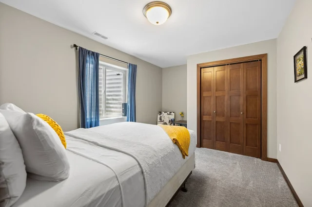 Bedroom 3 image 1