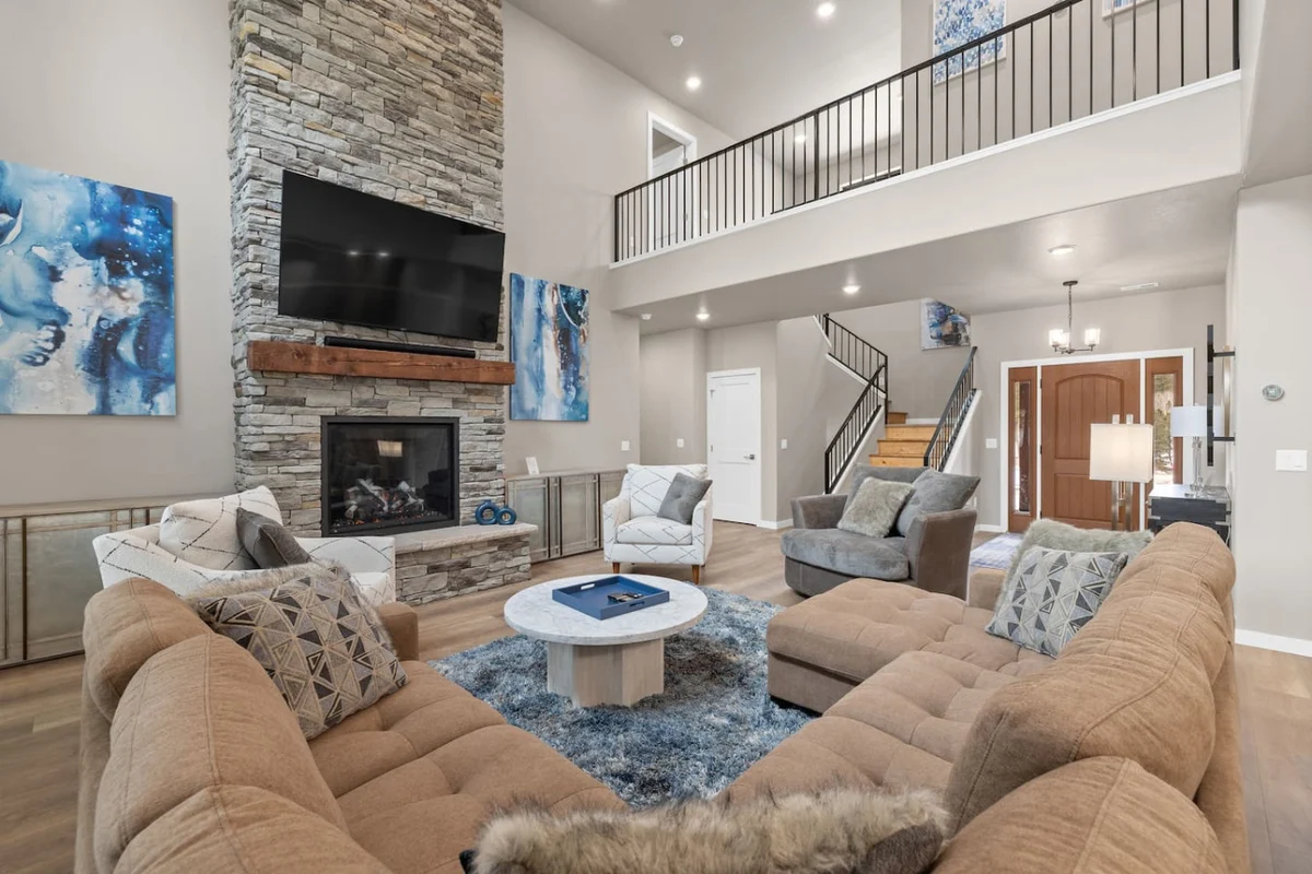 Home in Lead property photo 5