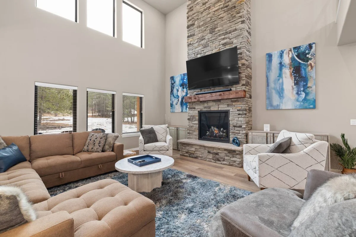 Home in Lead property photo 2