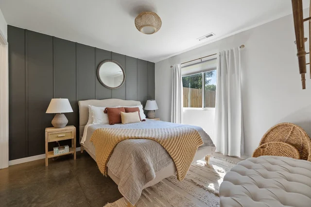 Bedroom 1 image 1