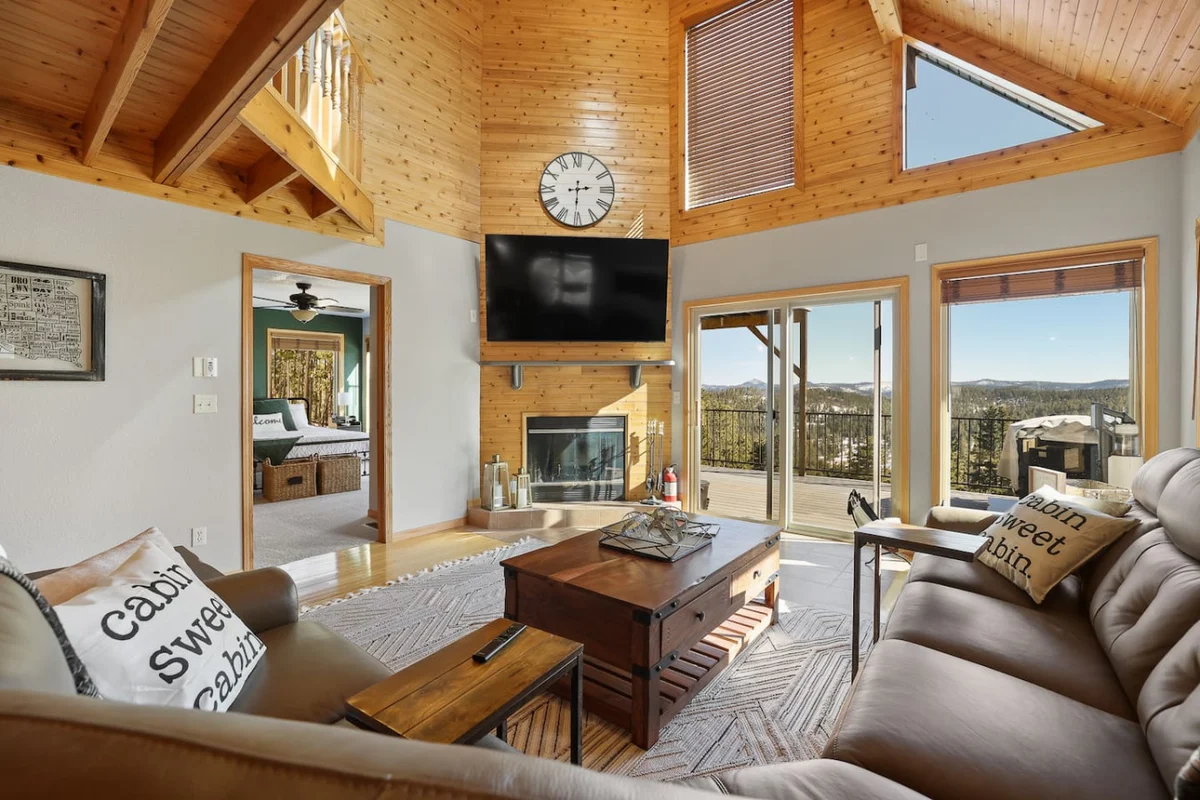 Home in Lead property photo 2