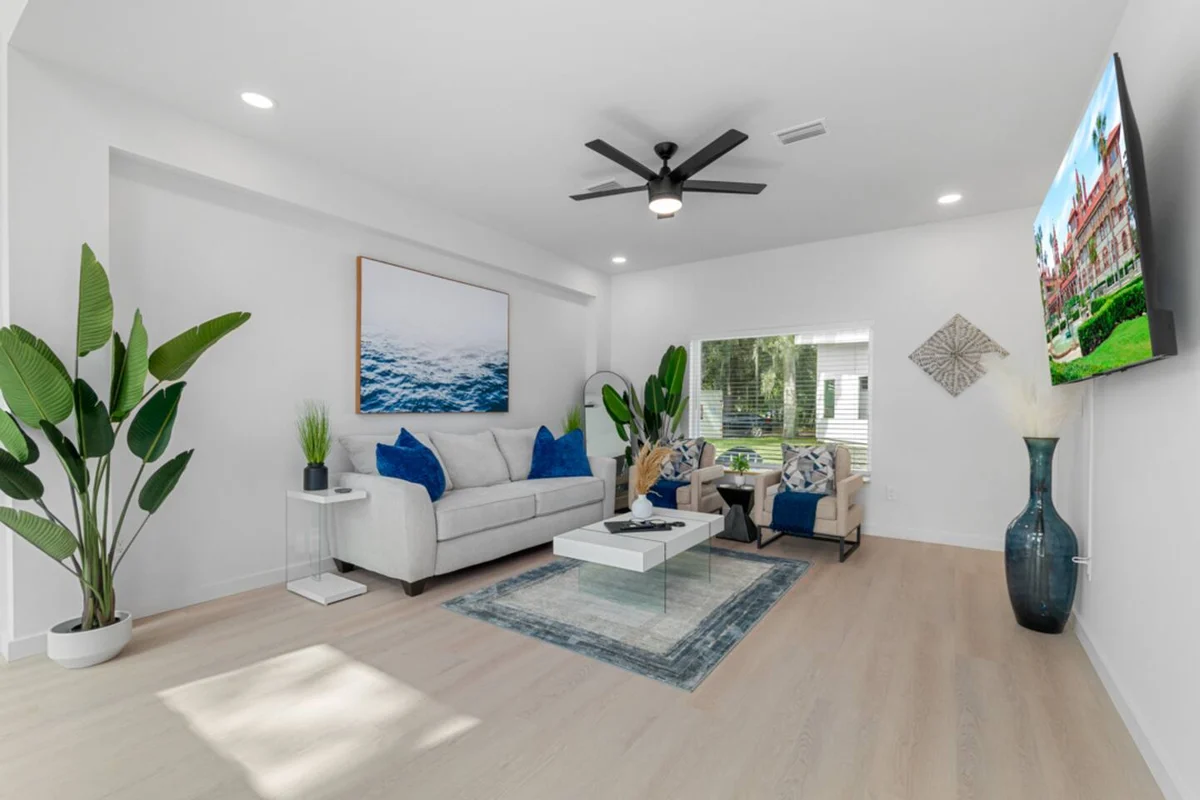 Luxury Modern Comfort in Historic St Augustine property photo 2