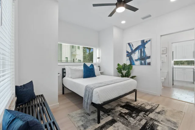 BEDROOM image 1
