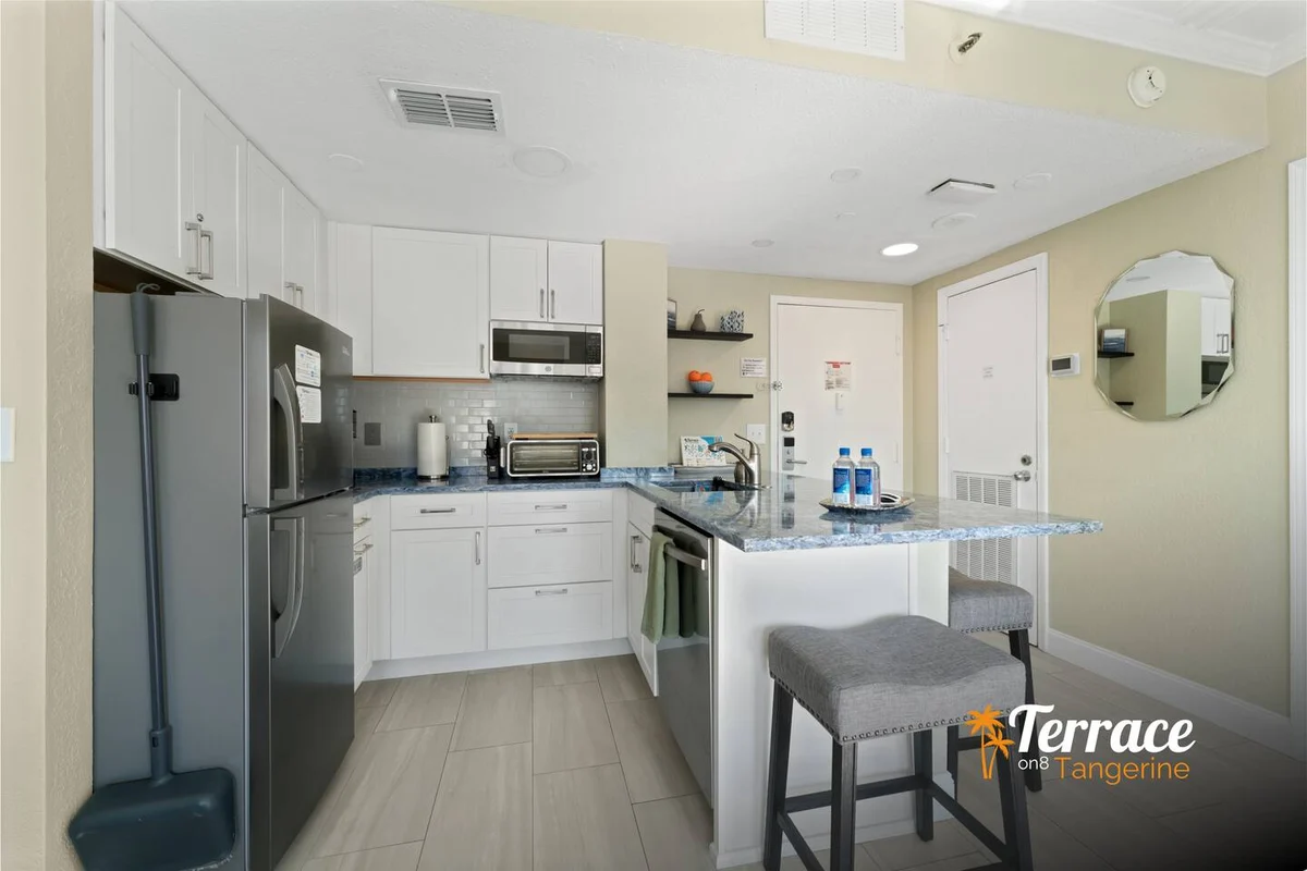 Condo in Orlando property photo 5