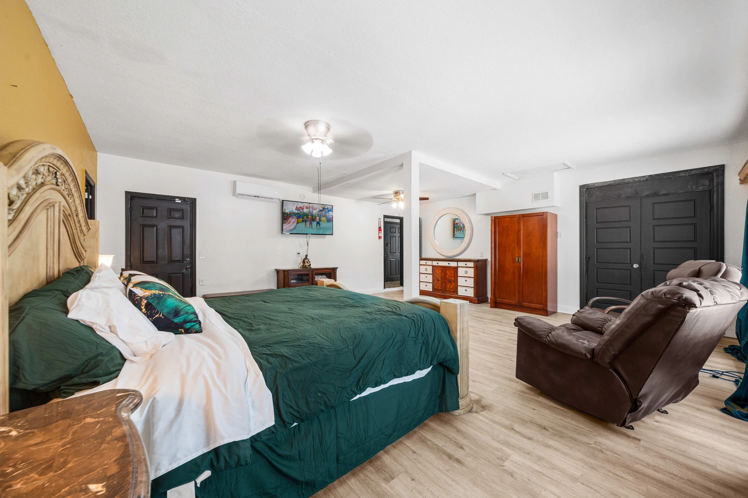 1110 E Lake Shore Blvd 1 #101