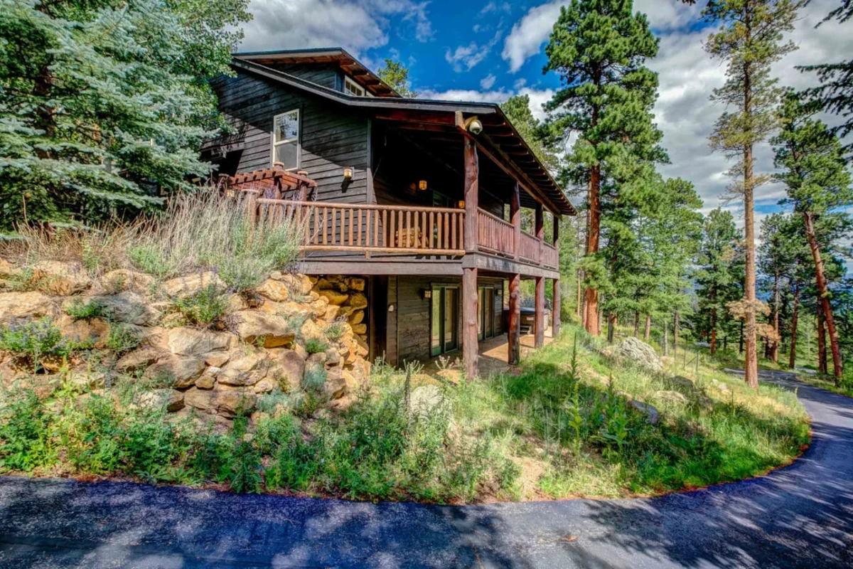 Home in Estes Park property photo 4