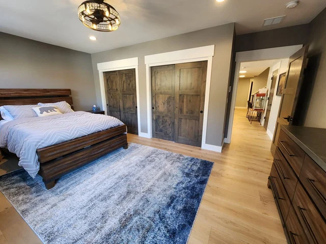 Bedroom 5 image 1