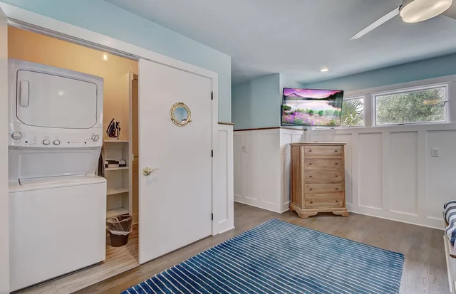 Upstairs Queen Bedroom image 1