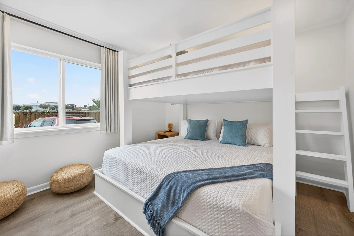 Oceanside Villas 106B | Beach Break | 1400 Ocean Blvd. Unit 106B #4